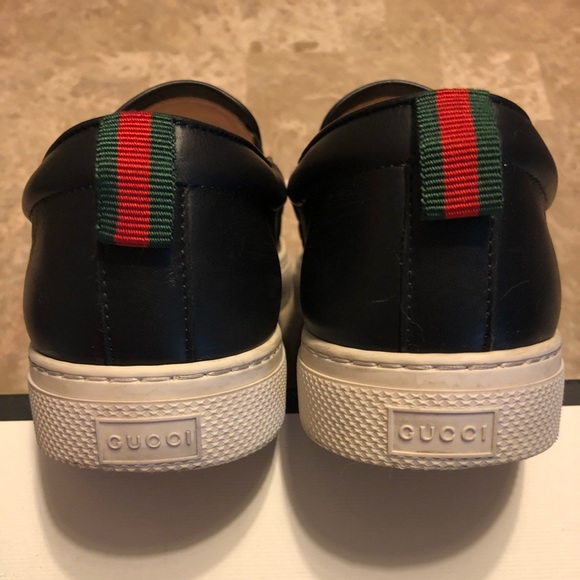 Gucci Supreme Tiger Slip-On Sneaker - Picture 3 of 8